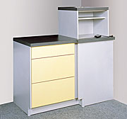 Eck- Unterschrank mit Lift- Regal Eck- Unterschrank mit Lift- Regal